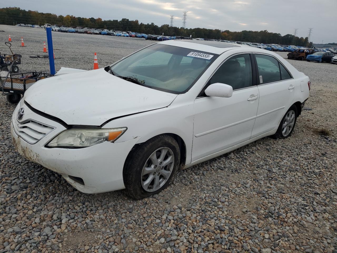 TOYOTA CAMRY BASE