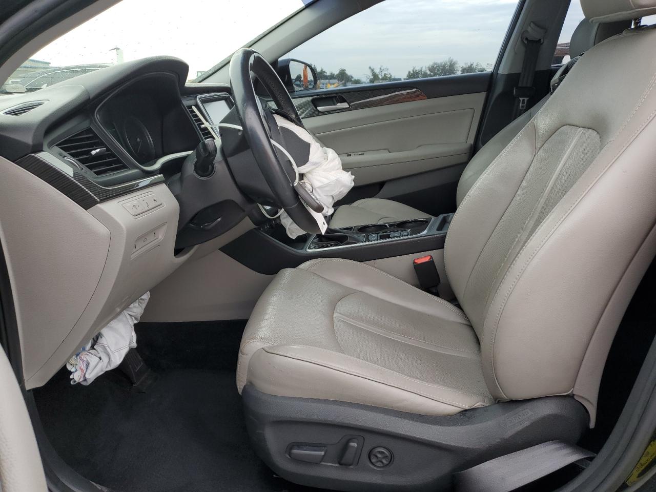 HYUNDAI SONATA SPORT