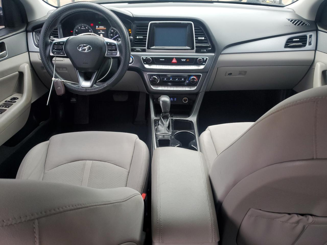 HYUNDAI SONATA SPORT