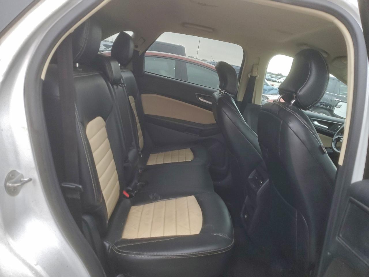 FORD EDGE SE