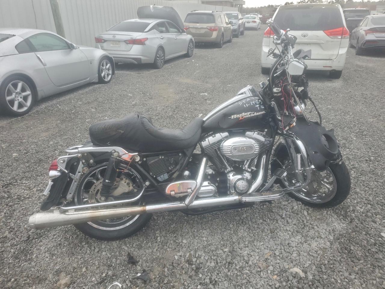 Lot #3302877903 2007 HARLEY-DAVIDSON FLHX