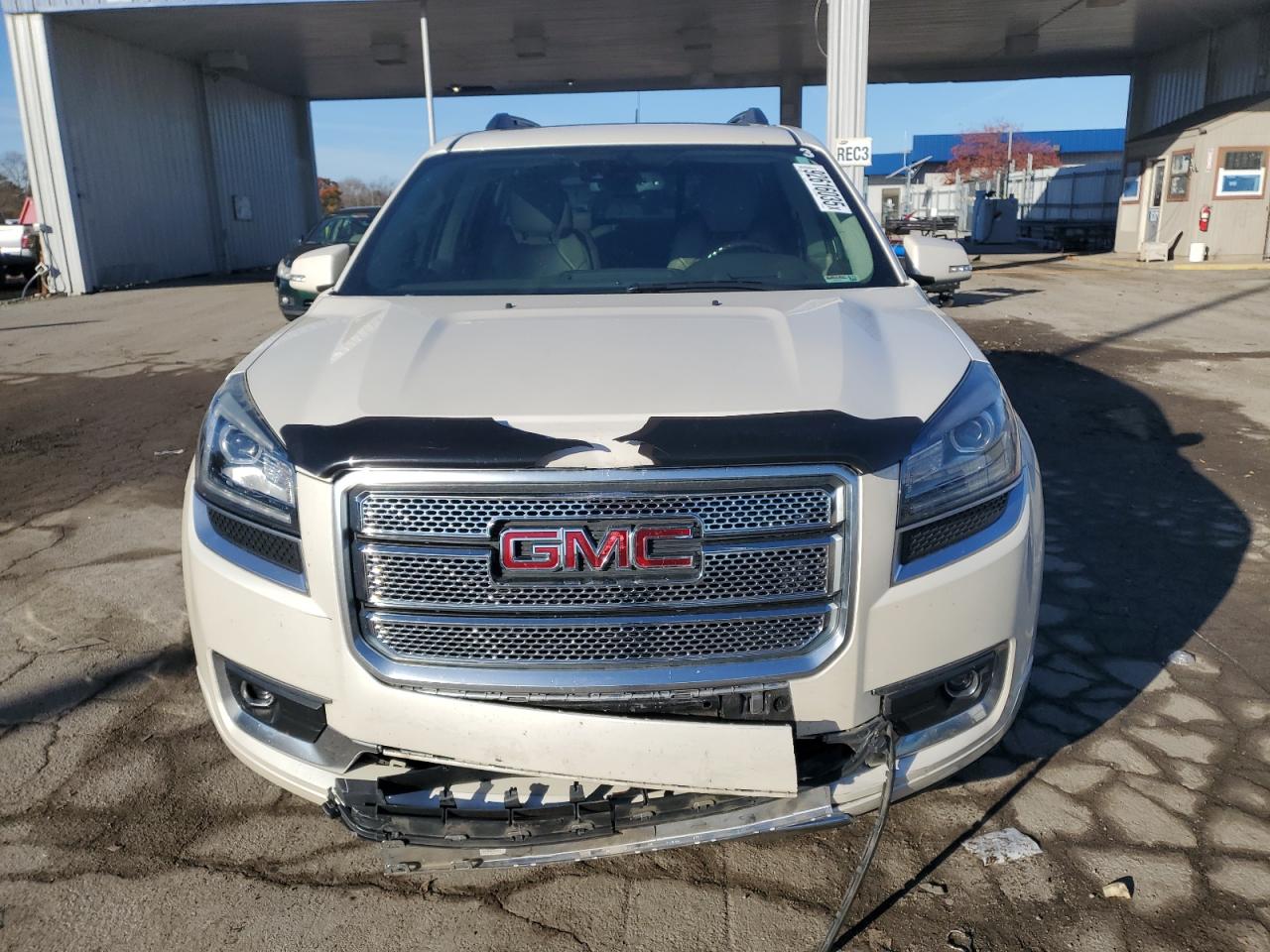 GMC ACADIA DENALI