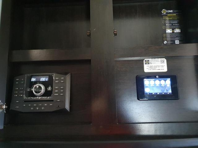 2017 GRAND DESIGN MOMENTUM #3280333956