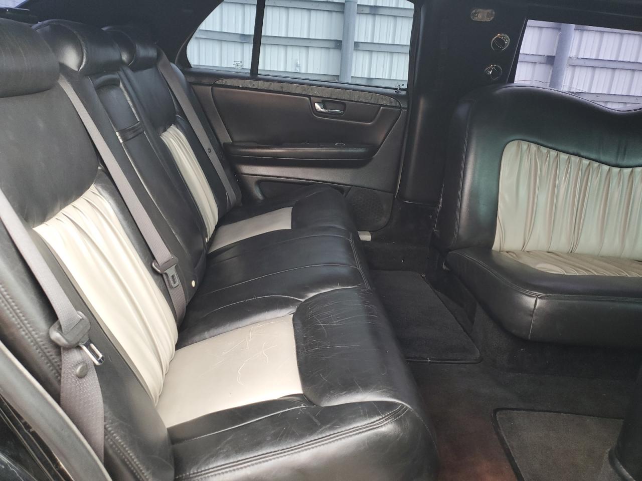 Lot #3294155942 2006 CADILLAC PROFESSION