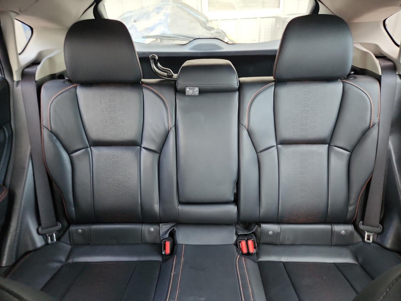 SUBARU CROSSTREK LIMITED