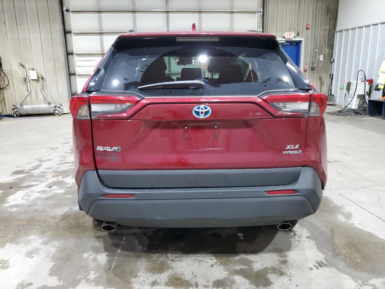 TOYOTA RAV4 XLE