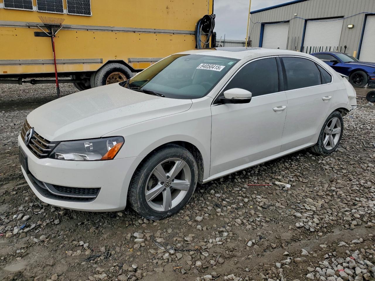 VOLKSWAGEN PASSAT SE