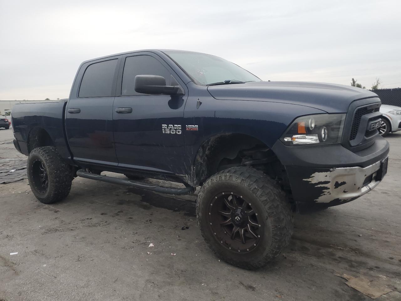 RAM 1500 SLT