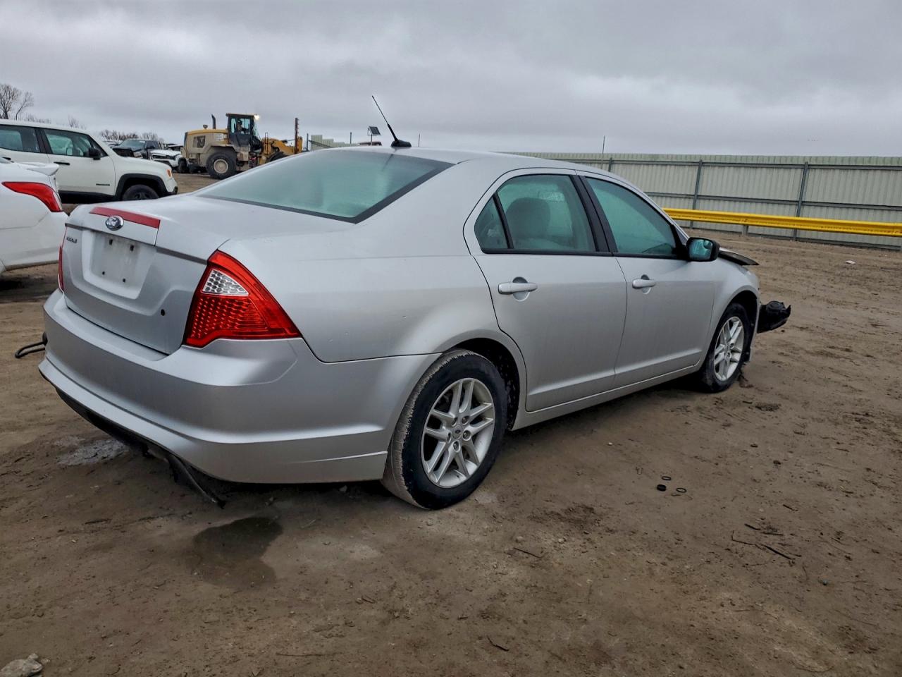 FORD FUSION S