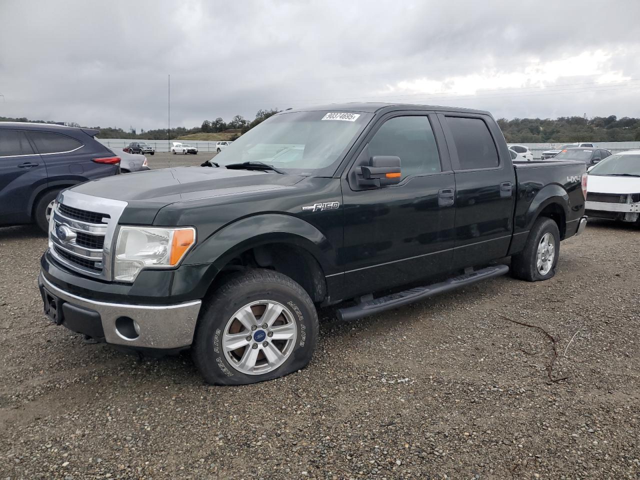 FORD F-150 SUPERCREW