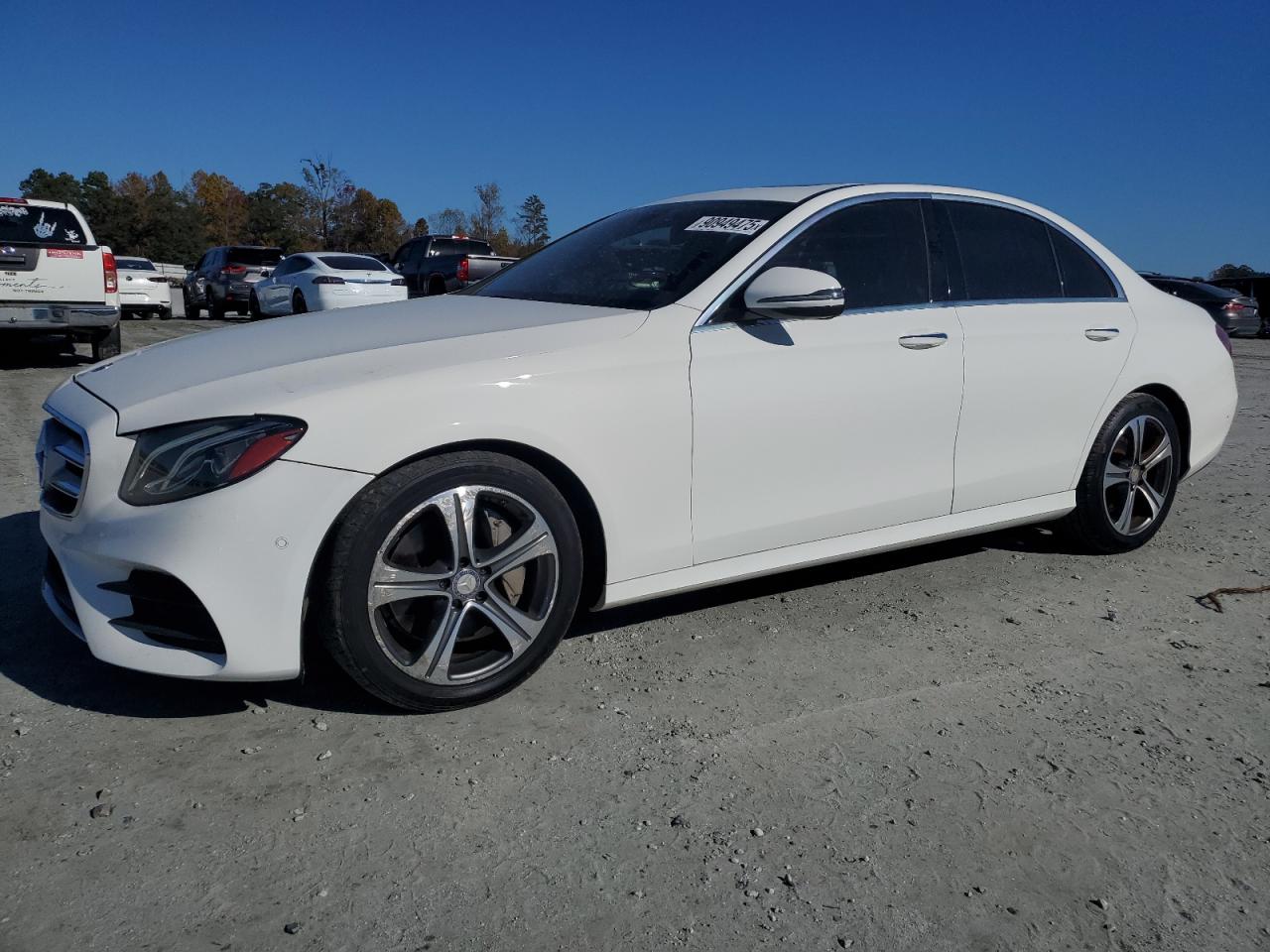 MERCEDES-BENZ E-CLASS 300