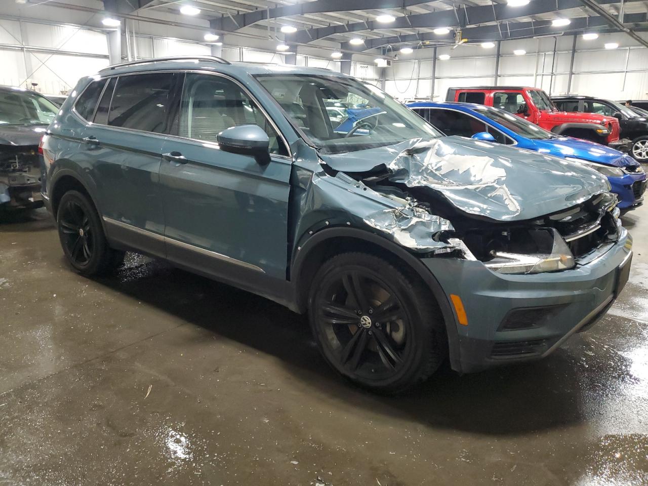 VOLKSWAGEN TIGUAN SE