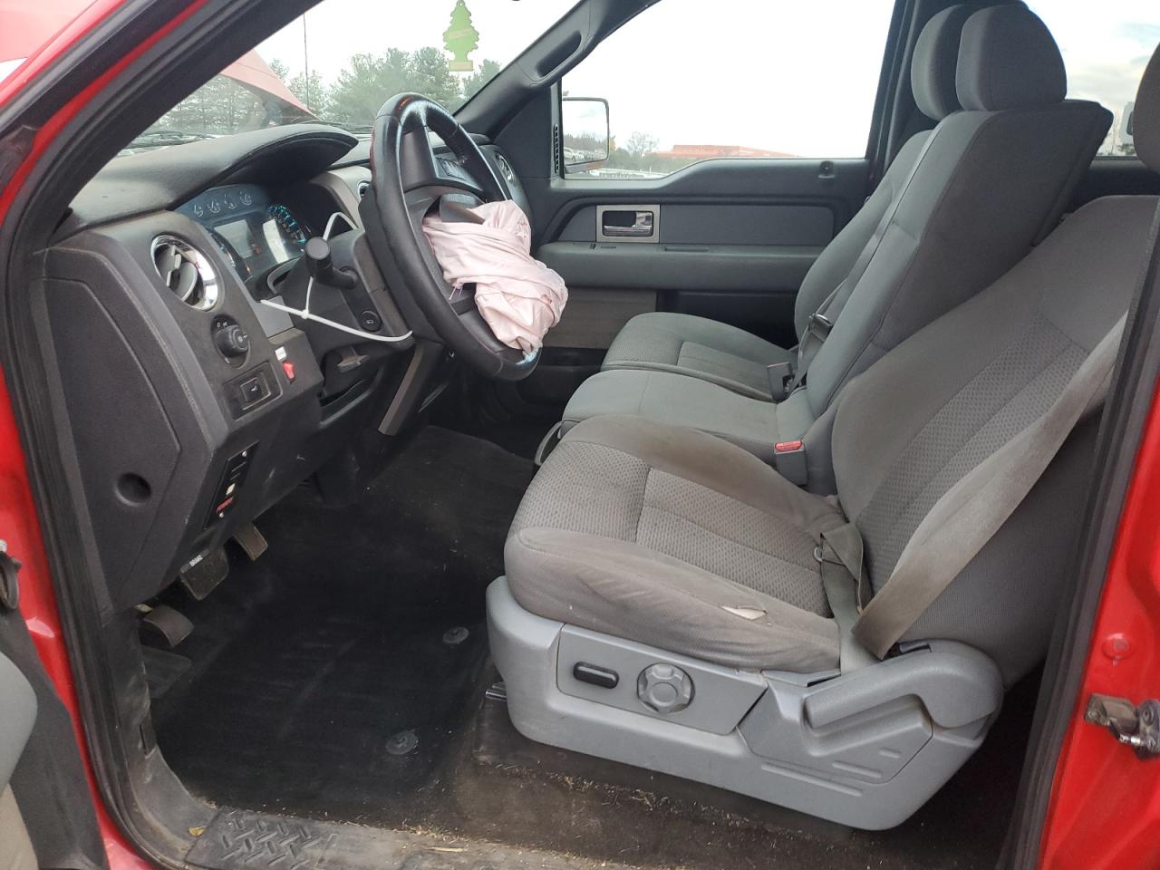 FORD F-150 SUPERCREW