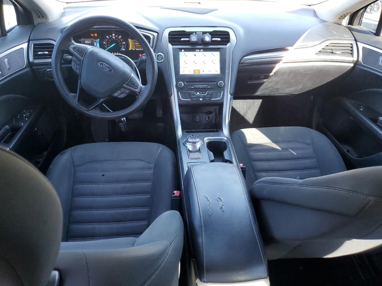 FORD FUSION SE HYBRID