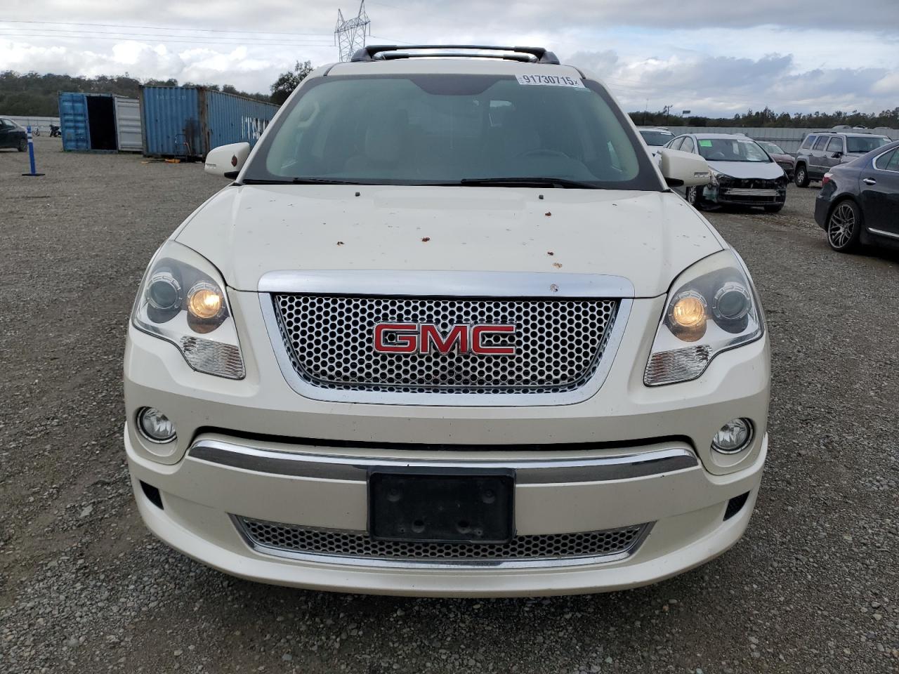 GMC ACADIA DENALI
