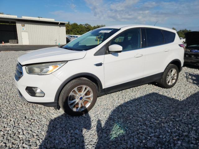 Global Auto Auctions: 2017 FORD ESCAPE SE