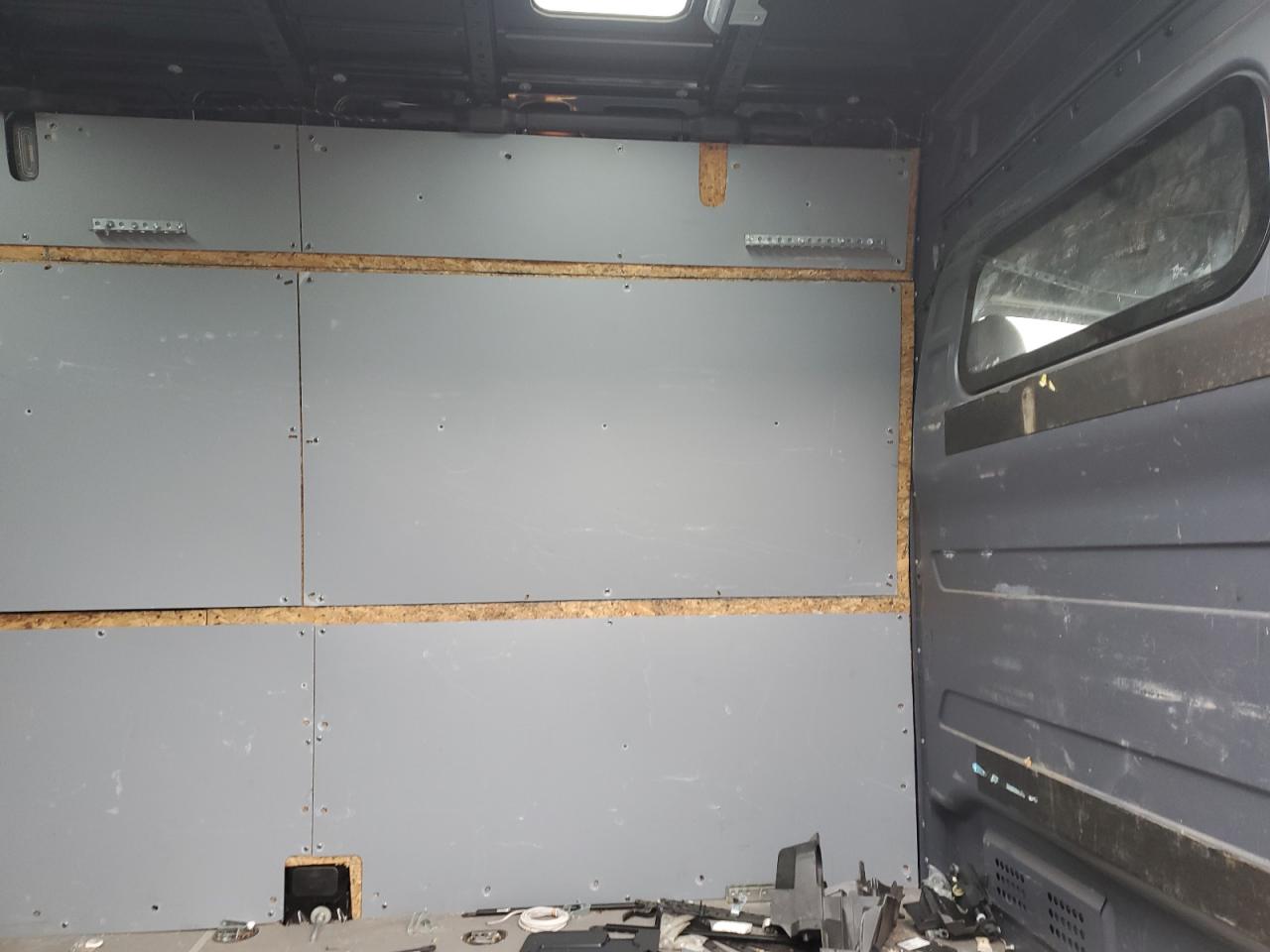 MERCEDES-BENZ SPRINTER 2500