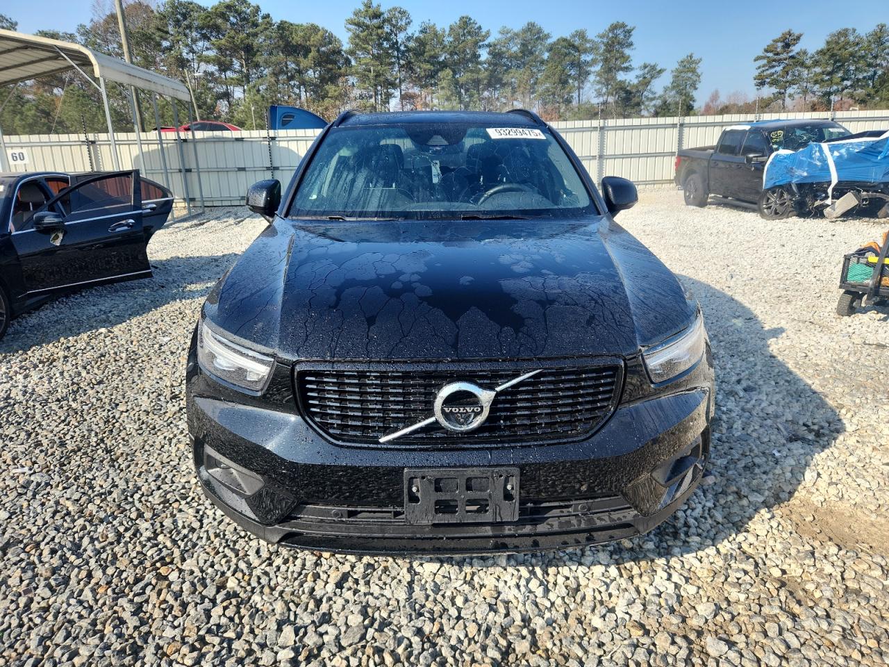 VOLVO XC40 T5 MOMENTUM