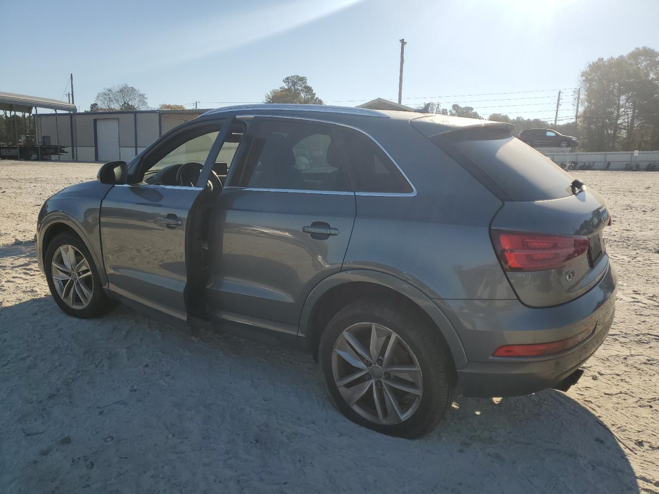 AUDI Q3 PREMIUM PLUS