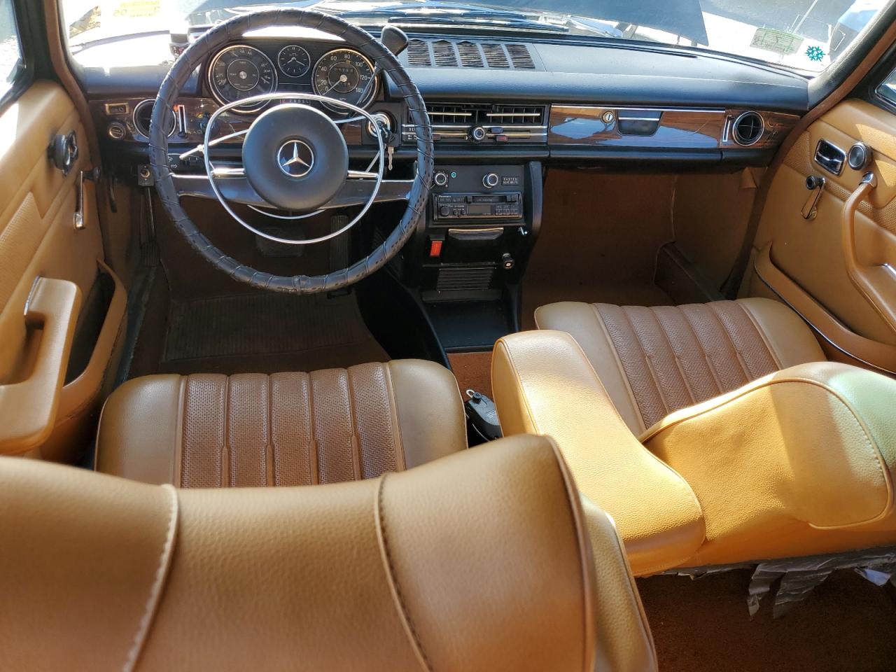 Lot #3318985914 1973 MERCEDES-BENZ 280