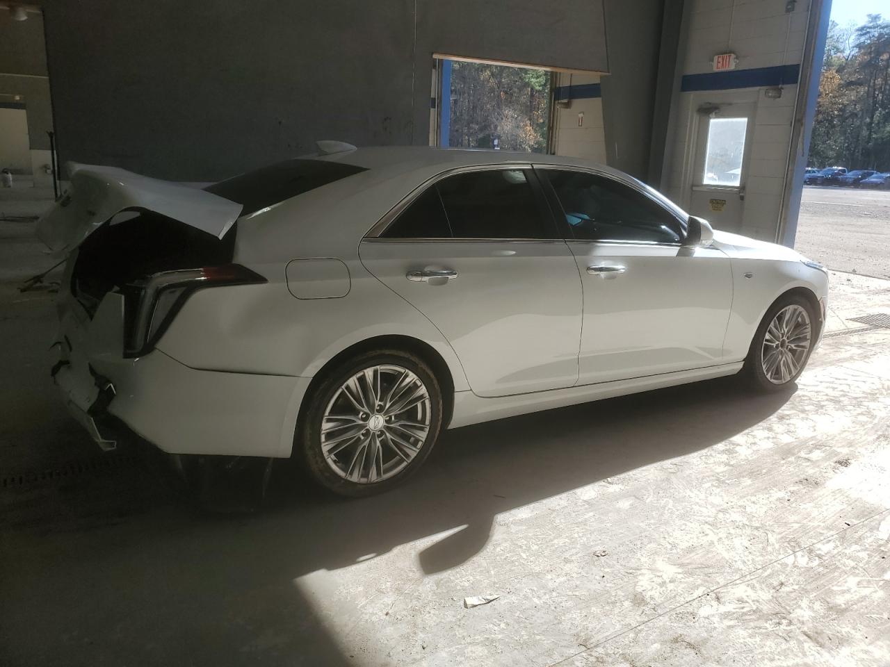 CADILLAC CT4 PREMIUM LUXURY