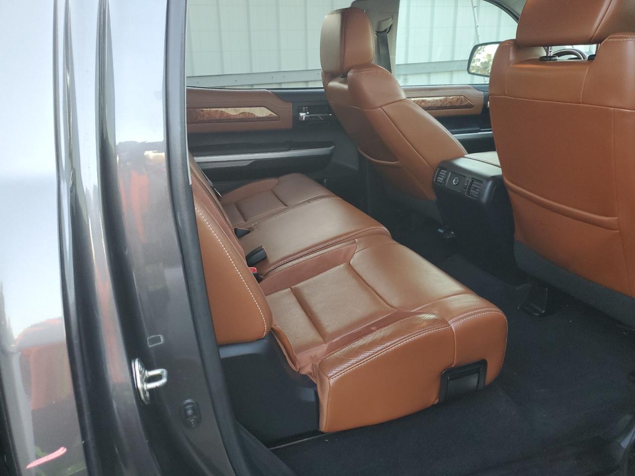 TOYOTA TUNDRA CREWMAX 1794