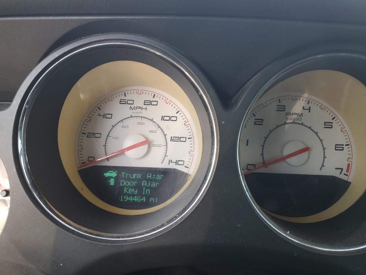 DODGE CHALLENGER SXT