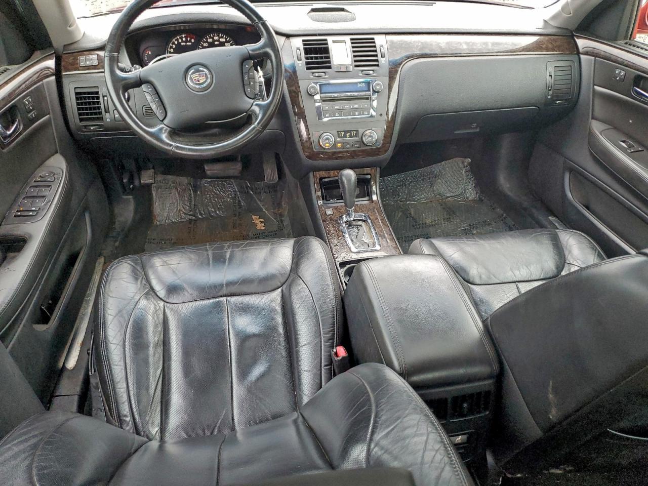 CADILLAC DTS LUXURY COLLECTION