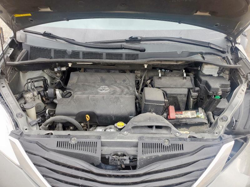 2012 TOYOTA SIENNA LE #3302892892