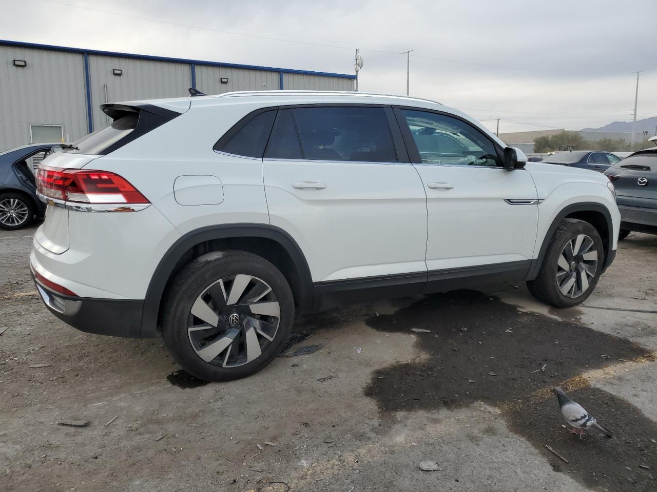 VOLKSWAGEN ATLAS CROSS SPORT SE