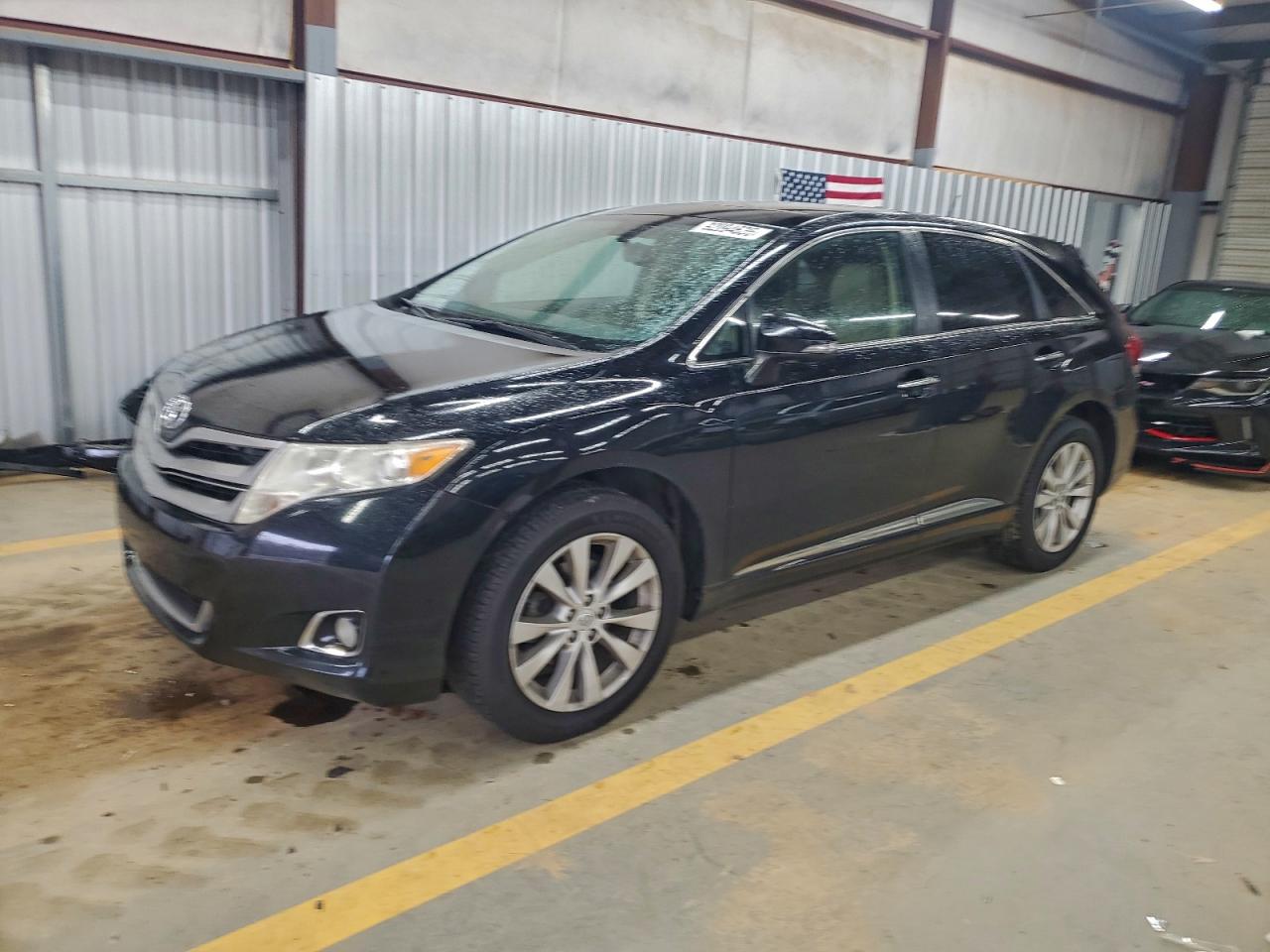 TOYOTA VENZA LE
