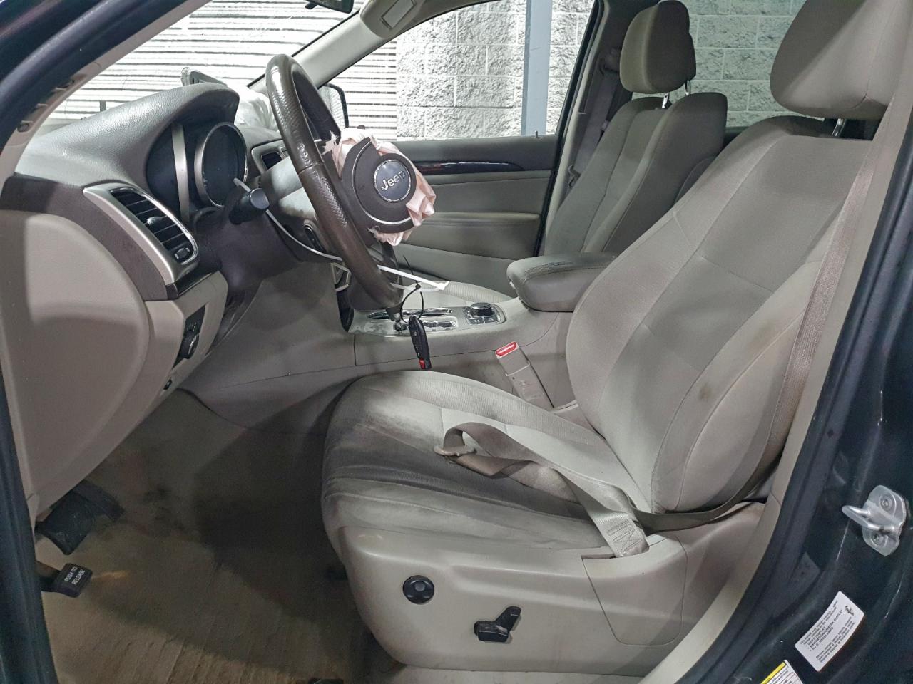 JEEP GRAND CHEROKEE LAREDO