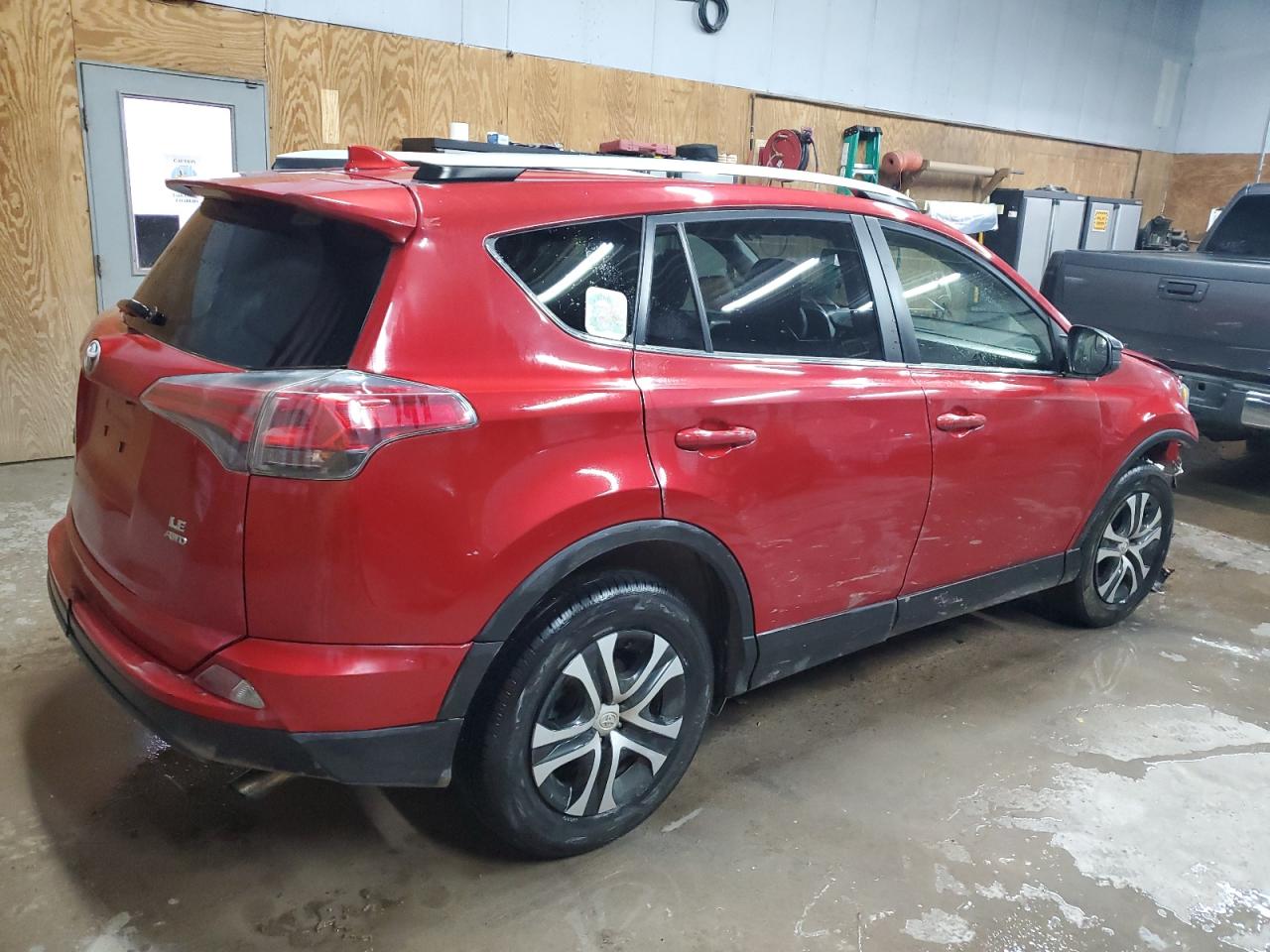 TOYOTA RAV4 LE
