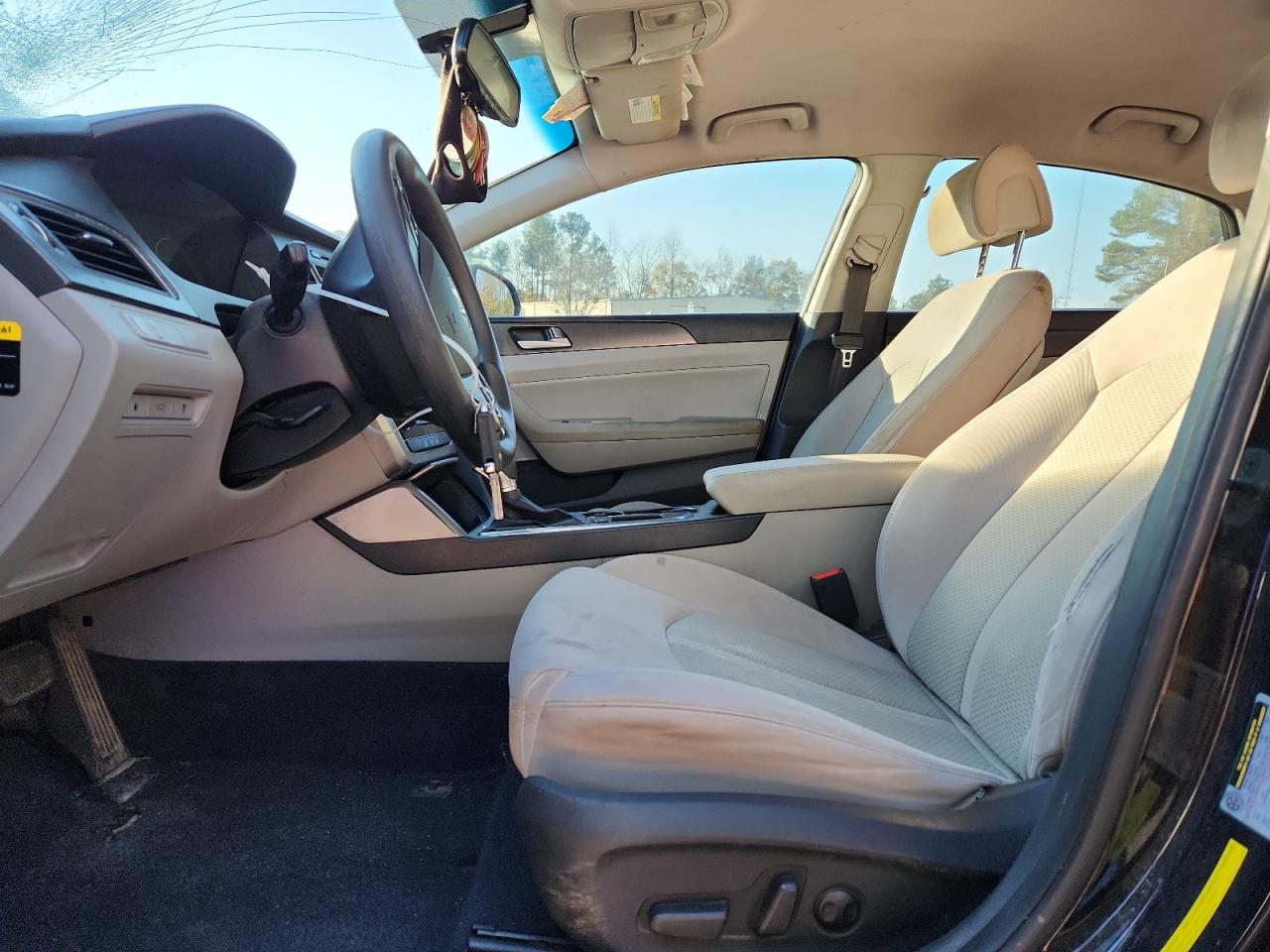 HYUNDAI SONATA SPORT