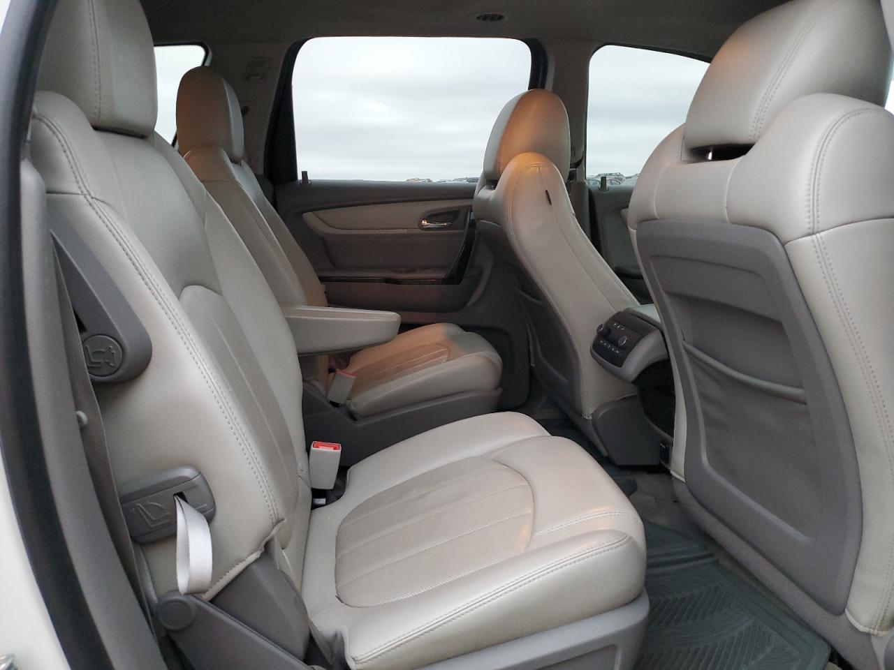 CHEVROLET TRAVERSE LTZ