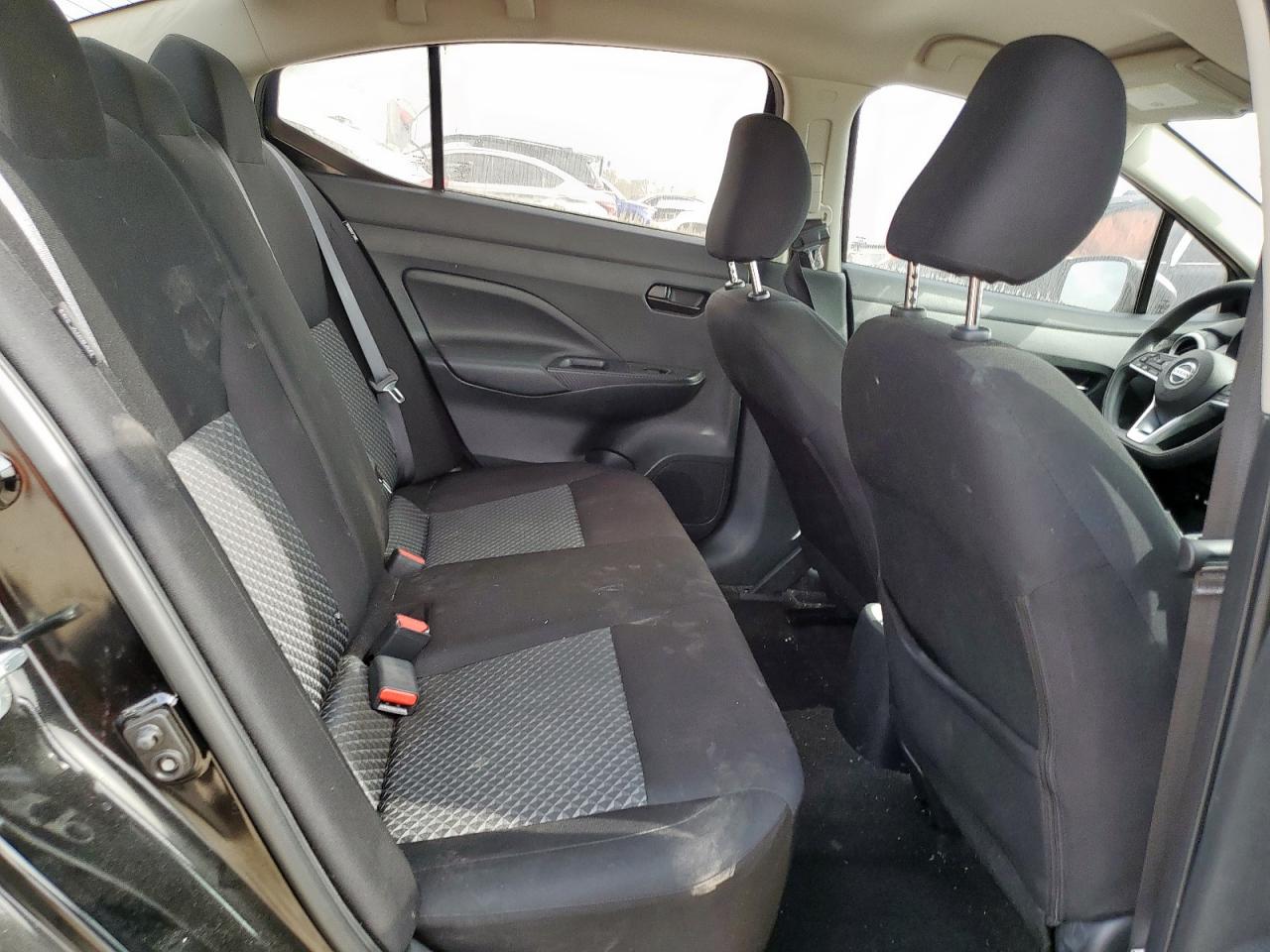 Lot #3305749801 2021 NISSAN VERSA S