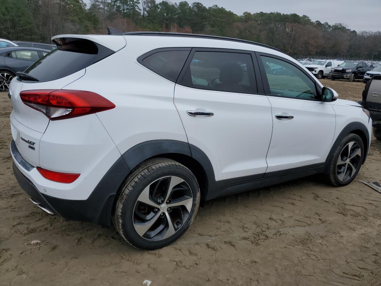 HYUNDAI TUCSON LIMITED