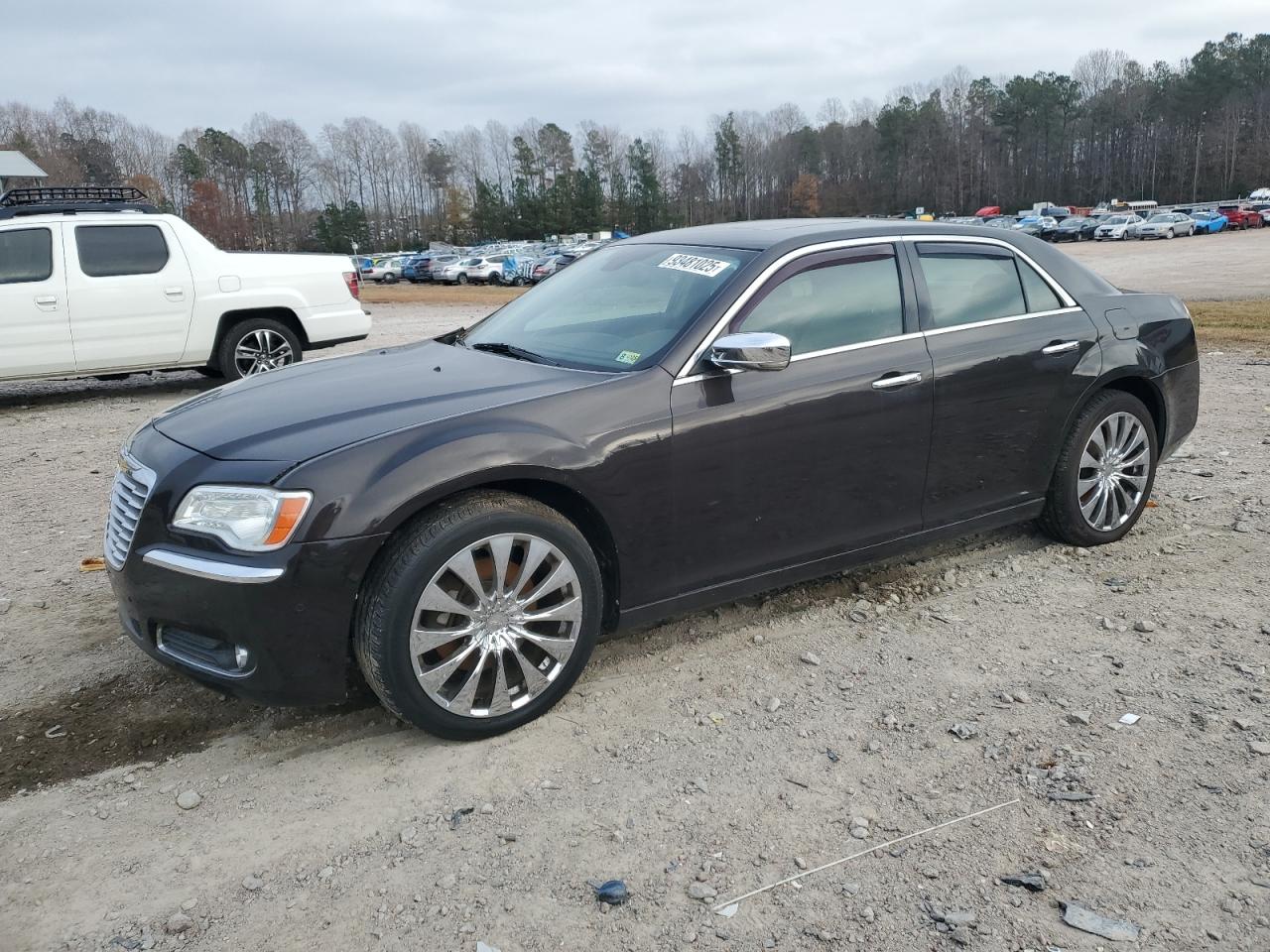 Lot #3302702027 2012 CHRYSLER 300C