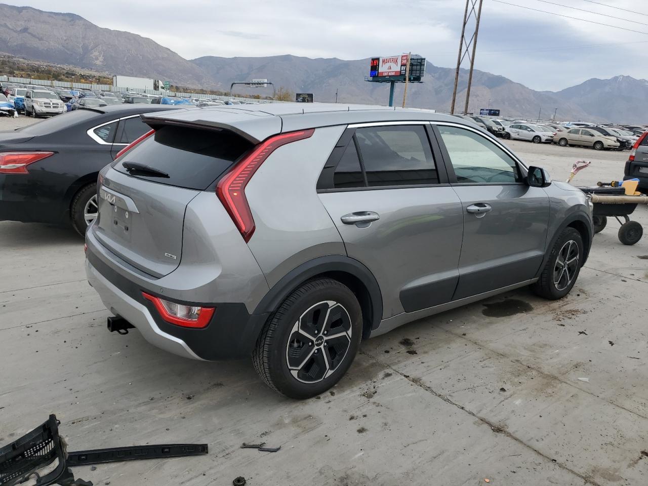 KIA NIRO EX