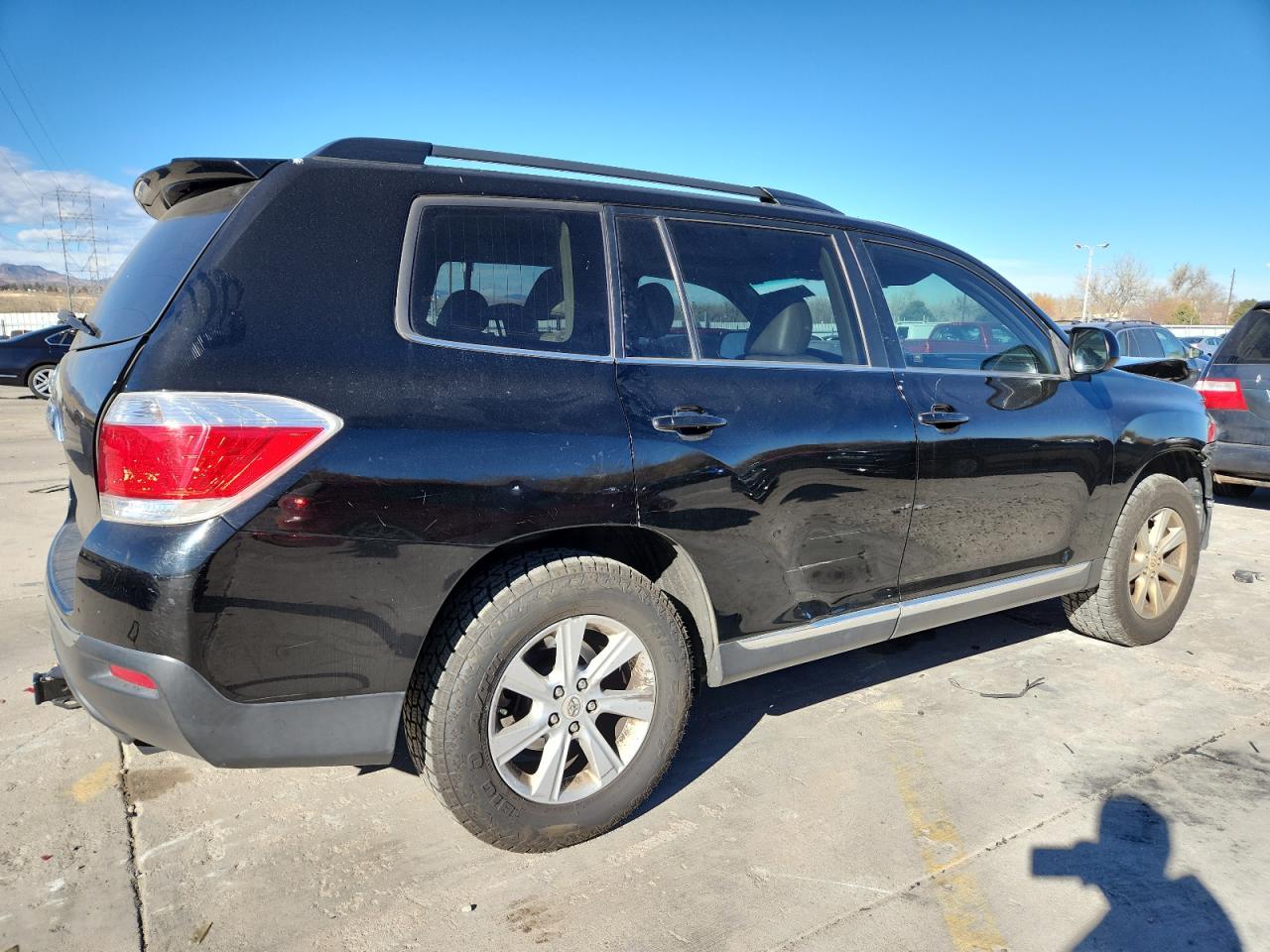 TOYOTA HIGHLANDER BASE