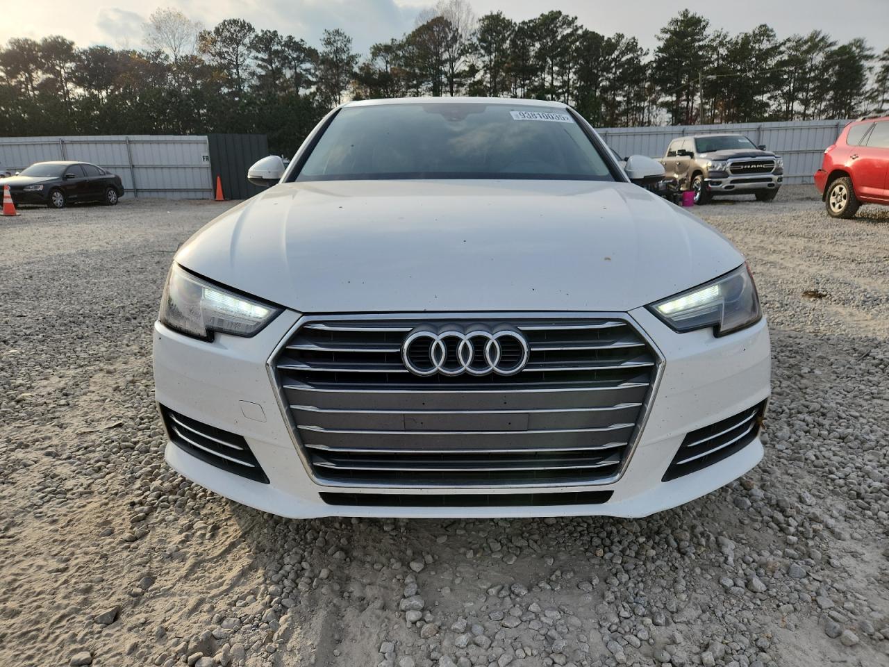 AUDI A4 ULTRA PREMIUM