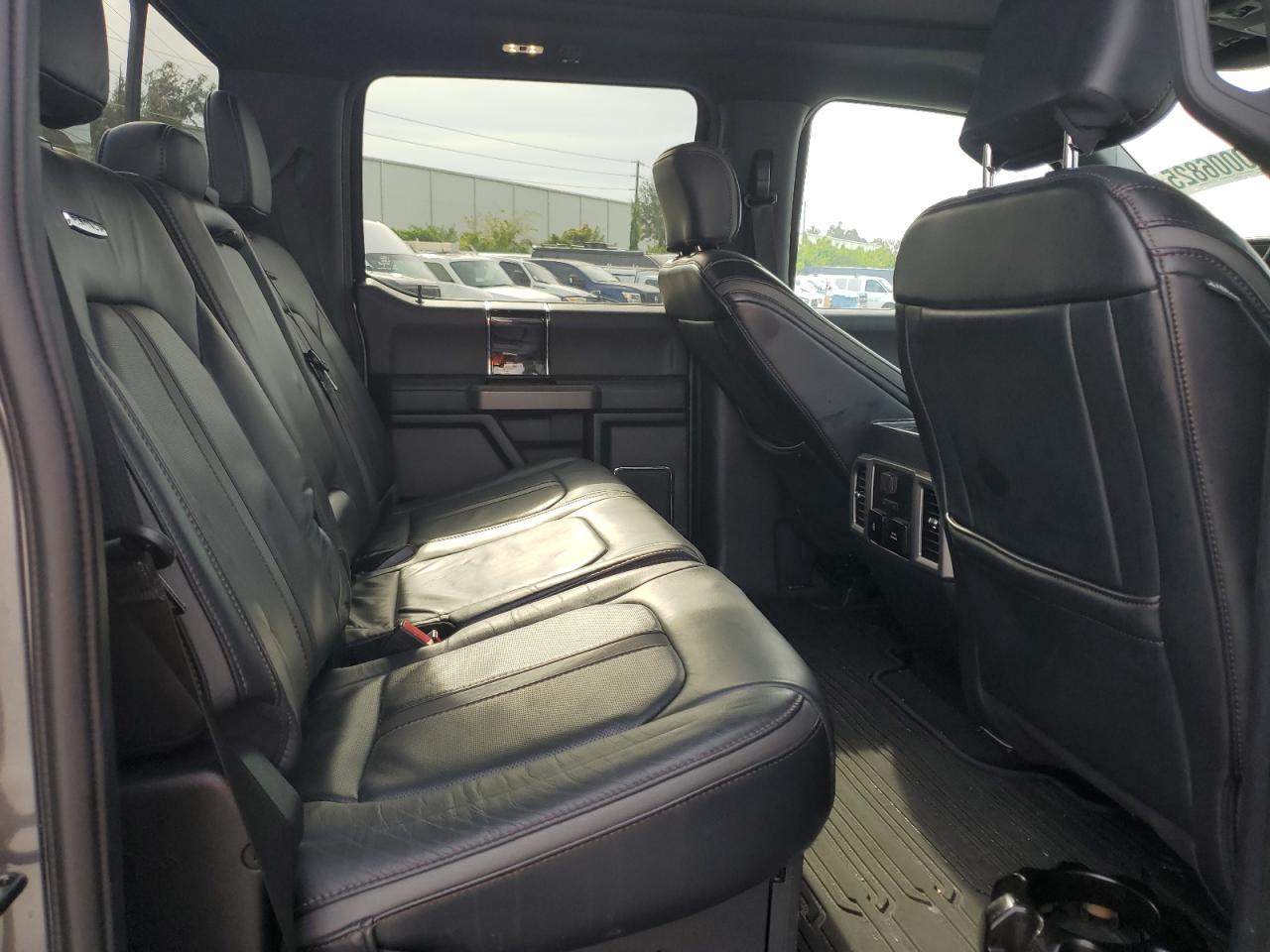 FORD F-250 SUPER DUTY