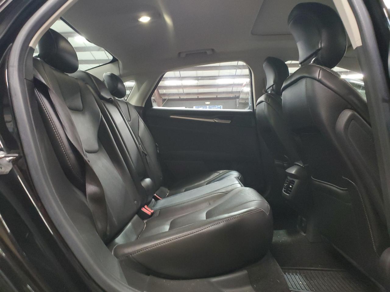 FORD FUSION TITANIUM