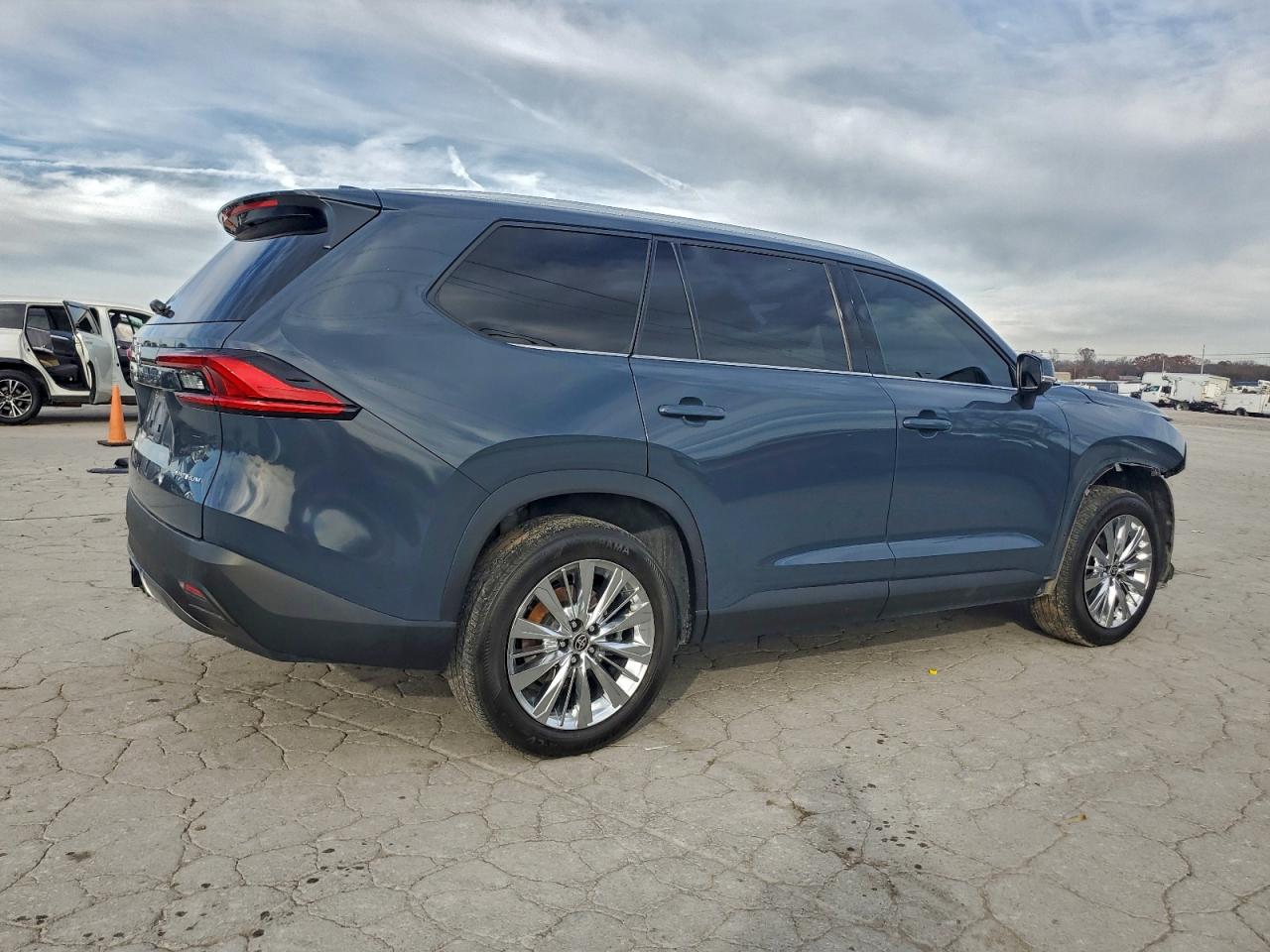 TOYOTA HIGHLANDER XLE