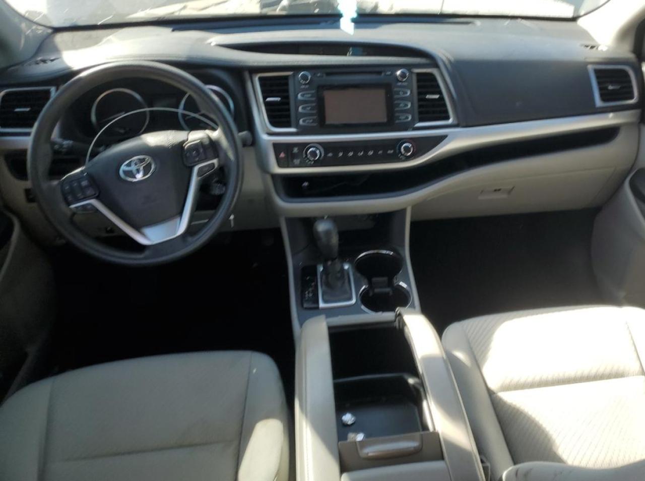 TOYOTA HIGHLANDER LE