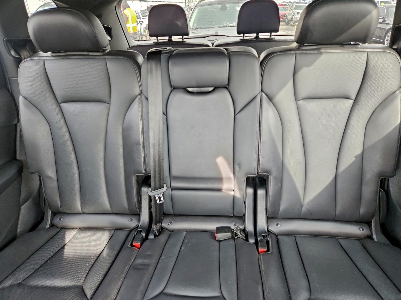 AUDI Q7 PREMIUM PLUS