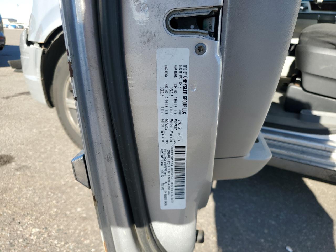 CHRYSLER TOWN & COUNTRY TOURING