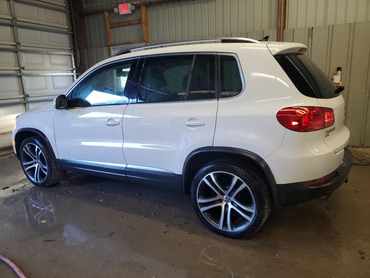 VOLKSWAGEN TIGUAN SEL
