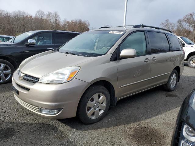 TOYOTA SIENNA XLE