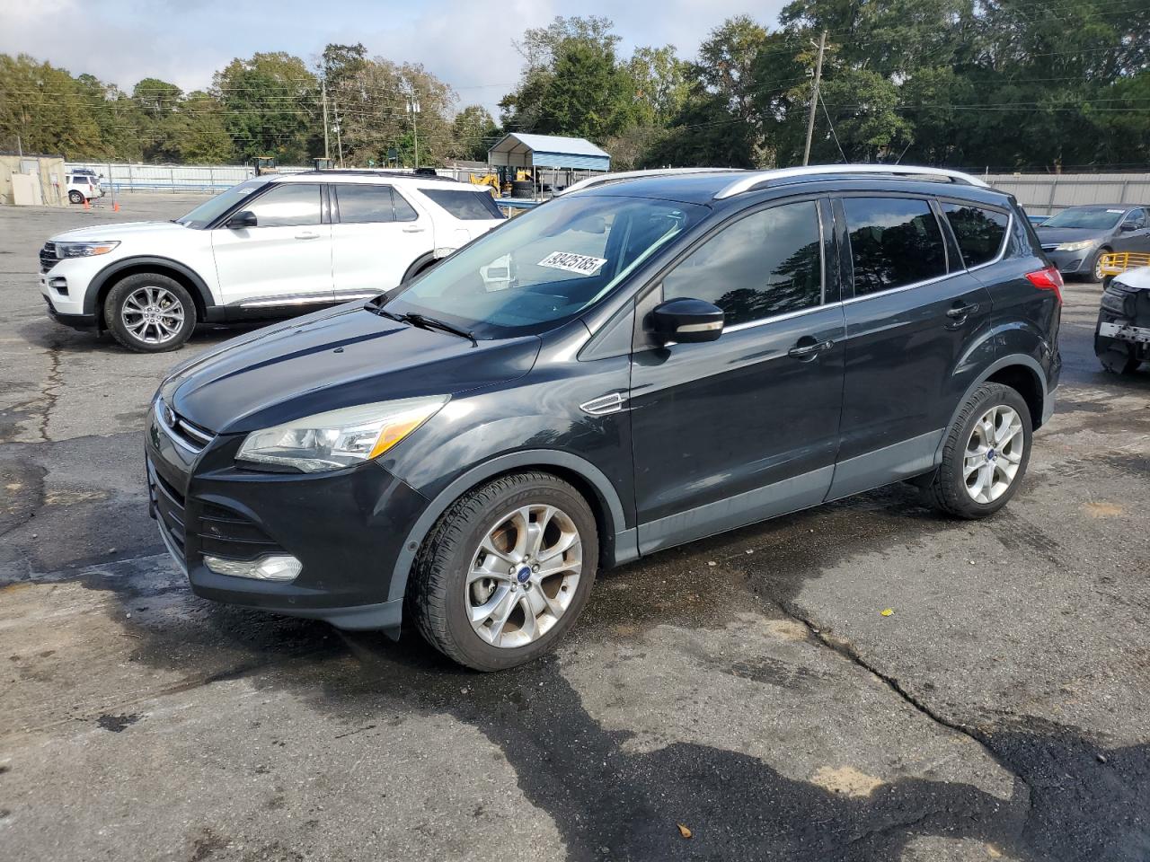 FORD ESCAPE TITANIUM